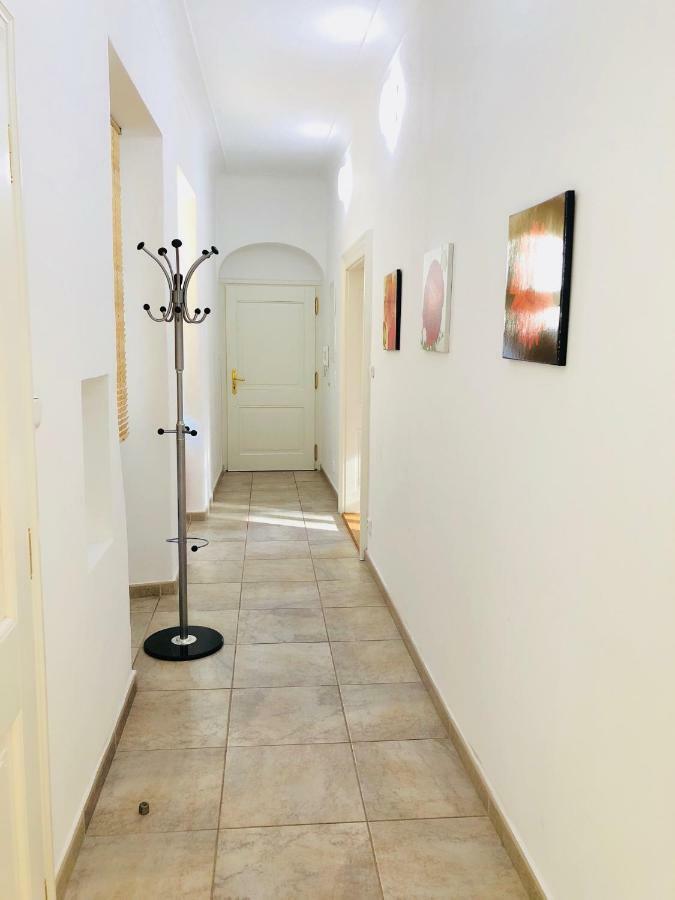Royal Road Ii Apartmán *